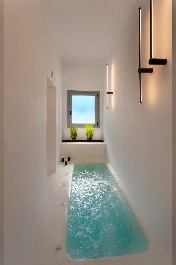 Linea Luxury Suites Fira  Exterior foto